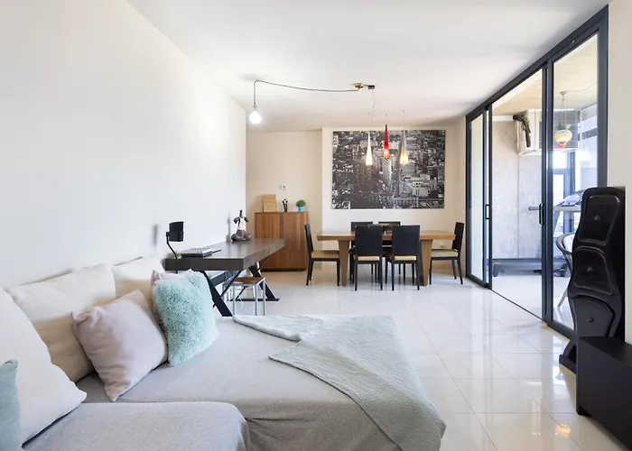 Home2book Executive & Design Torres *