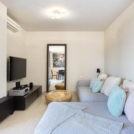 Home2book Executive & Design Torres *